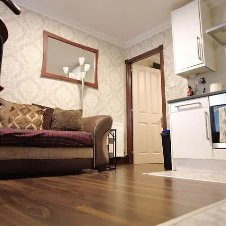 Appartement The Wee Nook Crieff - 1-Bed With Garden :) Extérieur photo