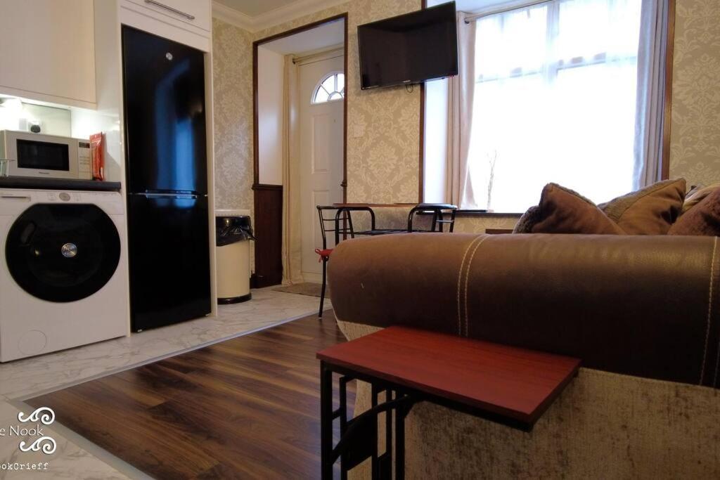 The Wee Nook - 1-bed With Garden :) *