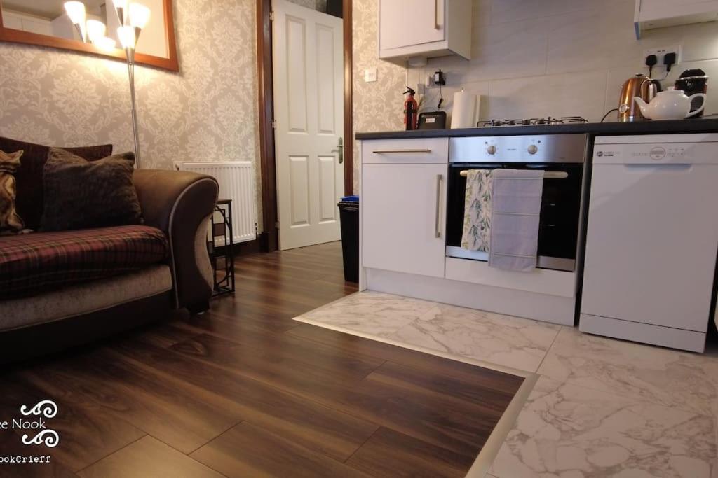 The Wee Nook - 1-bed With Garden :) Apartment *